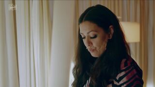 Jasmin Shakeri, Llewellyn Reichman - Deadlines s01e06 (2021) nude scene