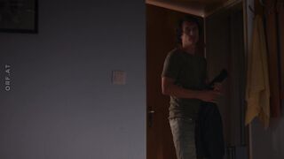 Hilde Dalik nackte - Für immer tot (2022)