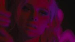 Striptease Scenes Nicola Peltz Beckham Taprena Michelle Augustine - LOLA (2024) hot-actress