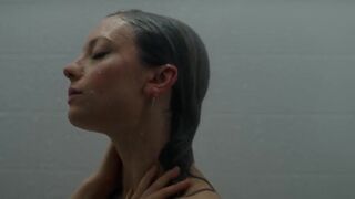 Leah Gibson naked - Mercy (2023)