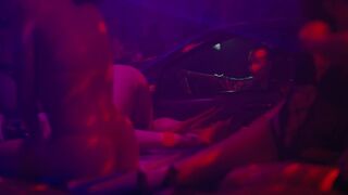 Miley Cyrus Sexy - Nothing Breaks Like a Heart (2018)