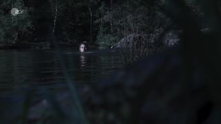 Nudity Scene From Back - Lara Mandoki topless - Erzgebirgskrimi s01e08 (2023)