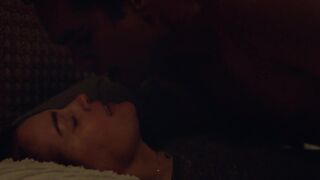 Laura Gordon, Olivia DeJonge â Undertow (2018) celeb hot video