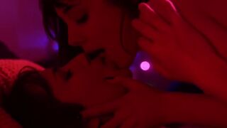 Júlia Molins, Cintia Ballbé - Uncoloured Girl (2018) naked scenes