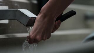 Kate Kennedy - Halo s01e04 (2022) Naked Scenes