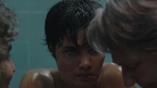 Loreto Mauleon - Patria s01e05 (2020) celeb boobs scene