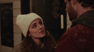 Seyneb Saleh - UberWeihnachten s01e02 (2020) celeb naked boobs scene