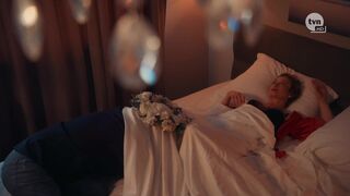 Gabriela Muskala, Karolina Gruszka, Aleksandra Adamska - Krolestwo kobiet s01e01-02 (2020) actress sexy video scene