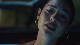 Alexa Demie hot, Minka Kelly sexy – Euphoria s02e06 (2022)