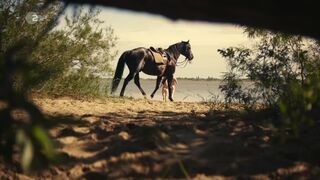 Maria Ehrich, Svenja Liesau, Lina Beckmann - Altes Land (2020) celeb topless scene from the movie