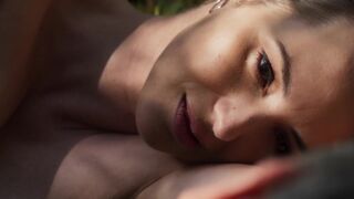 Louise Bourgoin, Melanie Doutey - Dreamchild (L'enfant reve) (2020) boobs scene