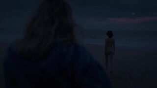 Daphne Patakia nude, Nadia Tereszkiewicz hot - Belladone (2025)