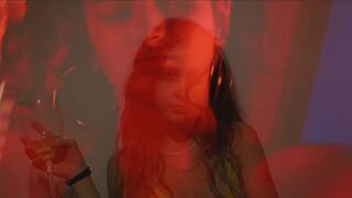 Aura Armengol, Laura Carrasco, Andrea Lopez Claros. Hot Teenages TV Show Scenes - Amor (2025) Season 01