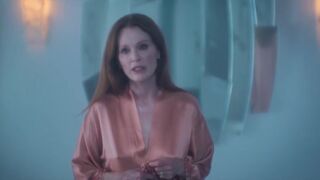 Meghann Fahy sexy, Julianne Moore hot - Sirens (2025) s01