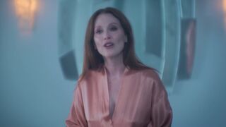 Meghann Fahy sexy, Julianne Moore hot - Sirens (2025) s01