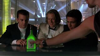 Topless on the Beach, Public Nudity and Sex Scenes. EuroTrip (2004)