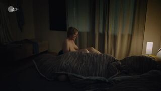 Victoria Schulz nude, Ruth Reinecke nude. Fossil (2023)