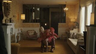 Gail O'Grady, Rachel Hilson hot, Camille Guaty sexy - Duster s01e03-04 (2025)