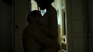 Olivia Baglivi nude. Sex and Hot Bathroom Scene. Memento Mori (2025) Season 01