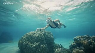 Sara Mortensen nude - Meurtres Aux Marquises (2025)