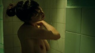 Mona Petri nude - Taxiphone (2010)