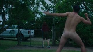 Amalia Uys, Michelle Botes nude - Tuiskoms (2025) s01