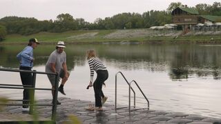 Adriane Gradziel nude - A Bicyclette! (2024)