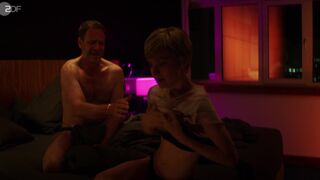 Amelie Miloy nackt, Barbara Prakopenka nude - Nudity and After Sex Scenes. Die Stille am Ende Der Nacht (2024)