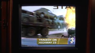 Odessa Munroe, A.J. Cook topless - Final Destination 2 (2003)