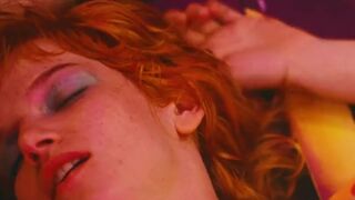 Angele Metzger, Julie Leclerc, Roxane Mesquida nude. Fotogenico (2024)