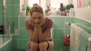 Nudity & Cunnilingus scene ⭐ Jytte-Merle Böhrnsen nude, Luise Heyer nude ⭐ Einmal bitte Alles (2017)