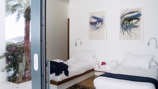 Kacey Barnfield naked - Blood Orange (2016)