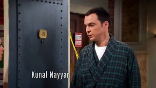 Kaley Cuoco sexy – The Big Bang Theory s07e01 (2013)