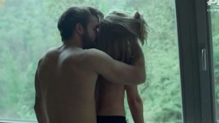 Katarzyna Warnke nude - W Spirali (2015)