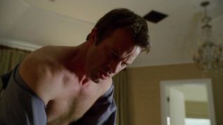 Kathryn Hahn nude – Hung s02e01 (2010)