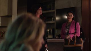 Kelli Berglund nude - Animal Kingdom s04e05 (2019)