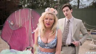 Kirsten Dunst - On Becoming a God in Central Florida s01e07 (2019)