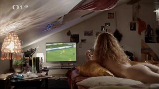 Klara Krejsova Nude - Roznese te na kopytech (2013)