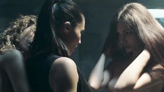 Oksana Borbat, Xeniya Fesenko, Amanda Righetti nude - Return to House on Haunted Hill (2007)