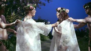 Olivia Colman nude - Confetti (2006)