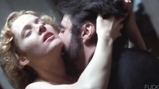 Striptease & Sex Scene ⭐ Penelope Ann Miller nude ⭐ Carlito's Way (1993)