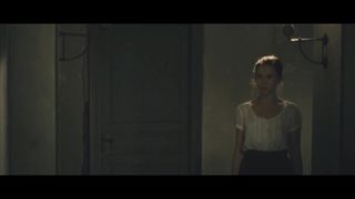 Peri Baumeister Nude - Tabu - Es ist die Seele ein Fremdes auf Erden (2011)