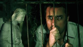 Renata de Lelis, Morgana Kretzmann nude - Rigor Mortis (2012)