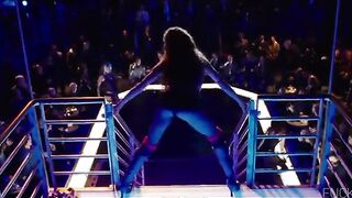 Rosario Dawson, Idina Menzel Sexy - Rent (2005)