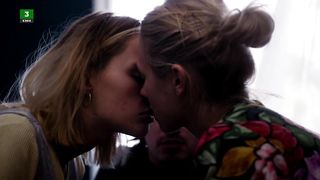 Rosemarie Mosbæk, Kristine Kujath Thorp nude - Doggystyle s01e05 (2018)
