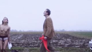 Roxanne Gregory nude - Discard (2014)