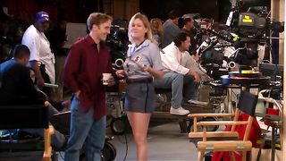 Shanna Moakler nude – Seeing Other People (2004)