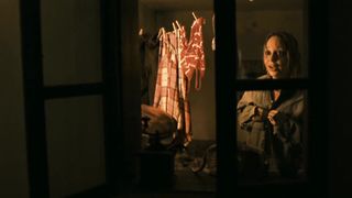 Simona Stoicescu, Ioana Barbu nude - Daca Bobul nu Moare (2010)