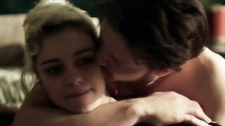 Sophie Charlotte naked - Ilha de Ferro s01e01 (2018)