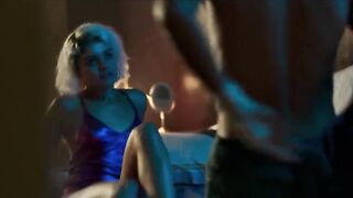 Sophie Charlotte naked - Ilha de Ferro s01e01 (2018)